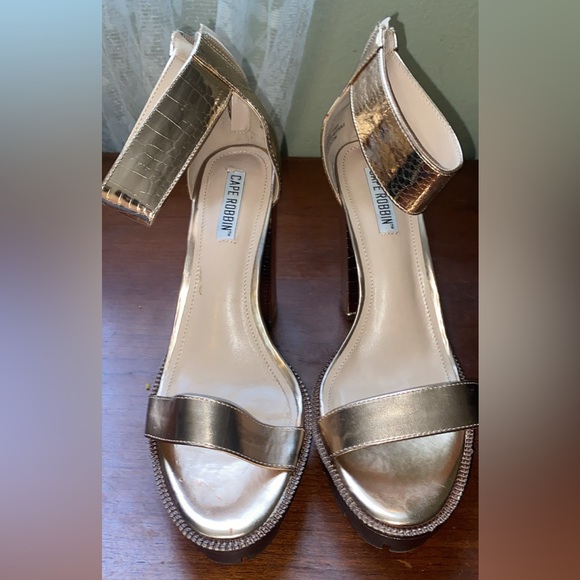 Cape Robbin Gold Chrome Platform Heels - Picture 7 of 7